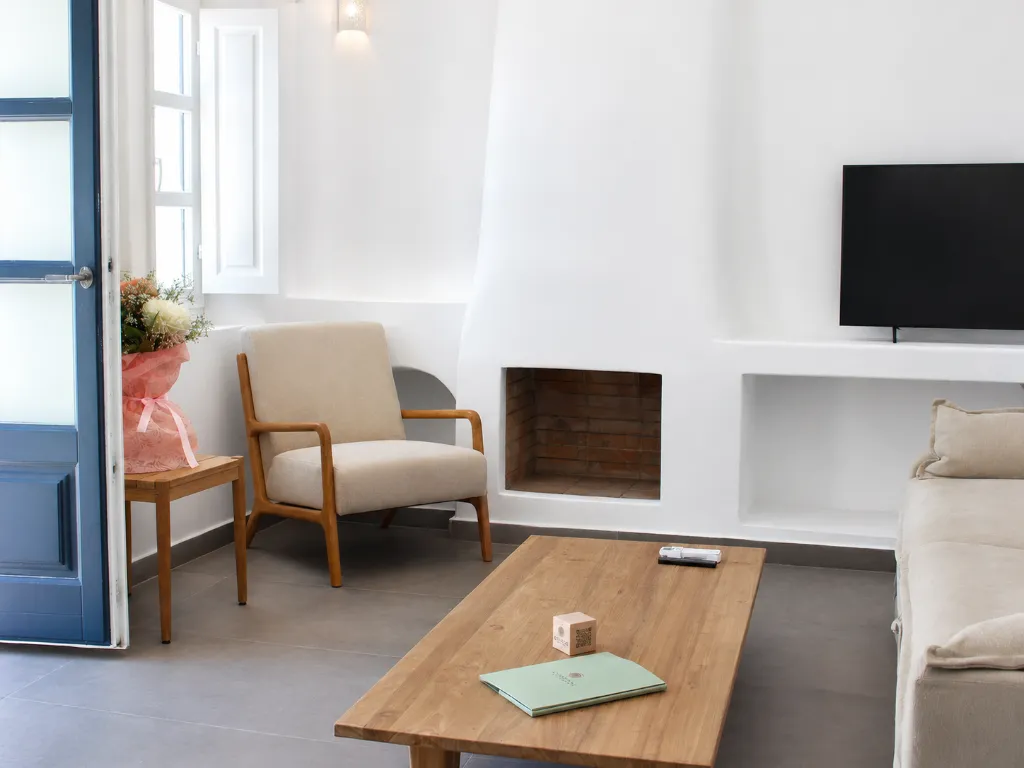 DOUBLE WITH DOUBLE BED Room, Cocoon Suites, Santorini