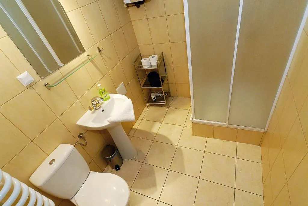 STUDIO CAPACITY 3 Room, P&J Tourist Apartments, Krakow