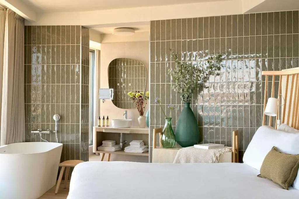 SUITE SEA VIEW Room, ME Sitges Terramar, Costa Brava
