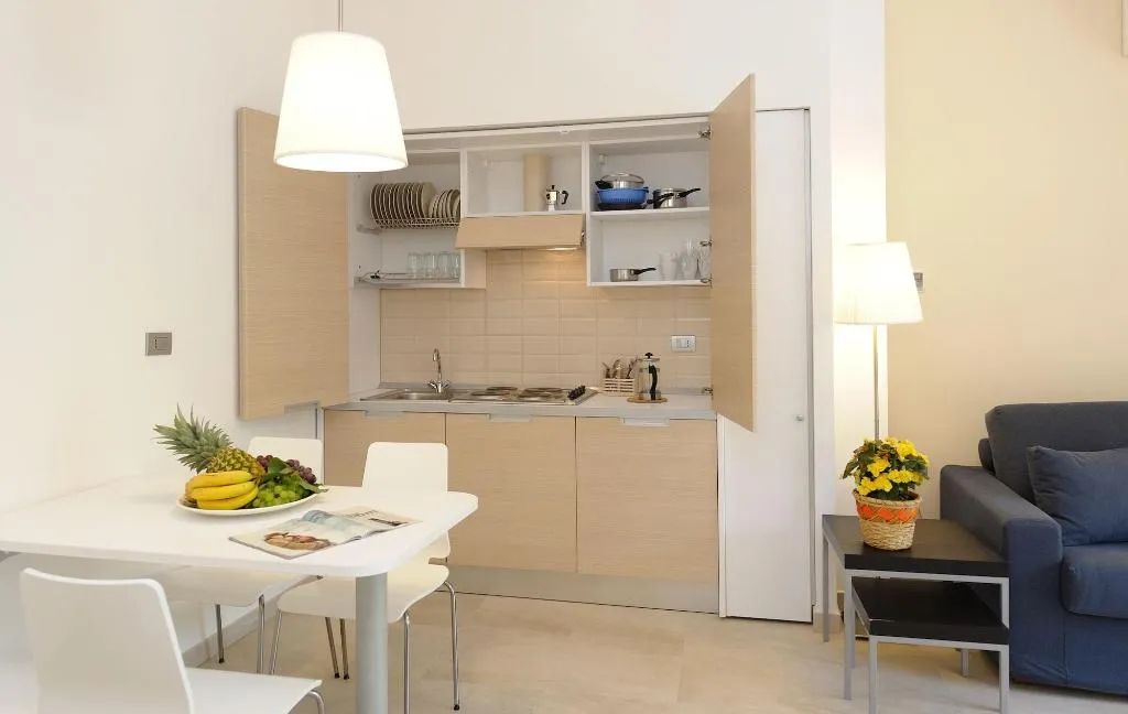 Room, Residence La Dolce Vita, Naples