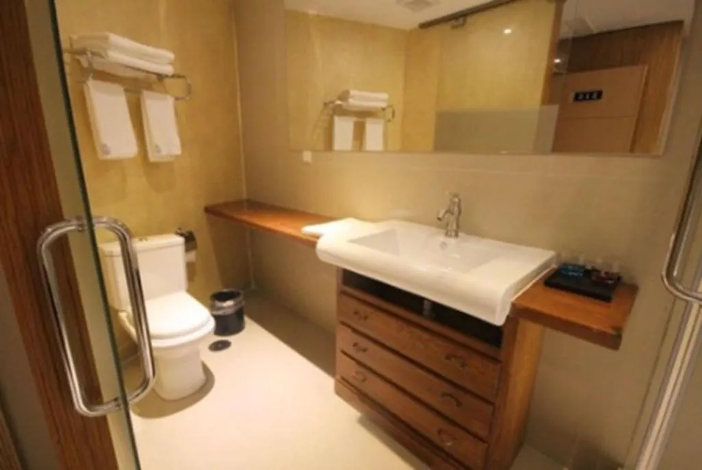 Room, Hotel Menoir Dorsett, Madrid