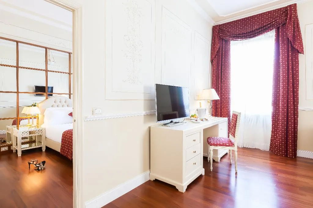 Room SUPERIOR Room, Radisson Blu Ghr Hotel Rome, Rome