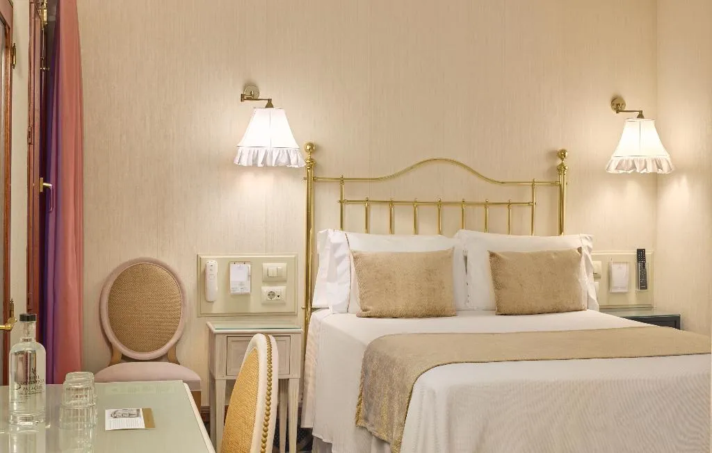 DOUBLE COMFORT Room, Continental Palacete Hotel, Barcelona