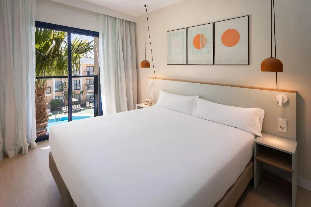 SUITE POOL VIEW Room, Sol Sancti Petri, Costa De La Luz