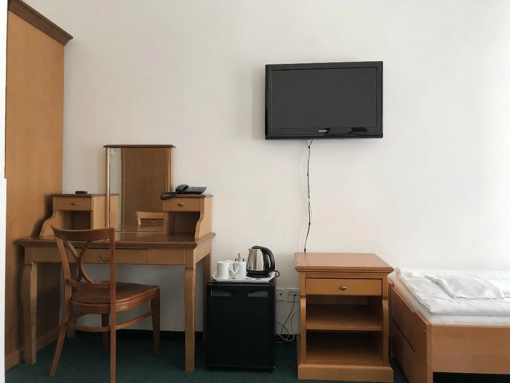 Double or Twin DELUXE Room, Brezina, Prague