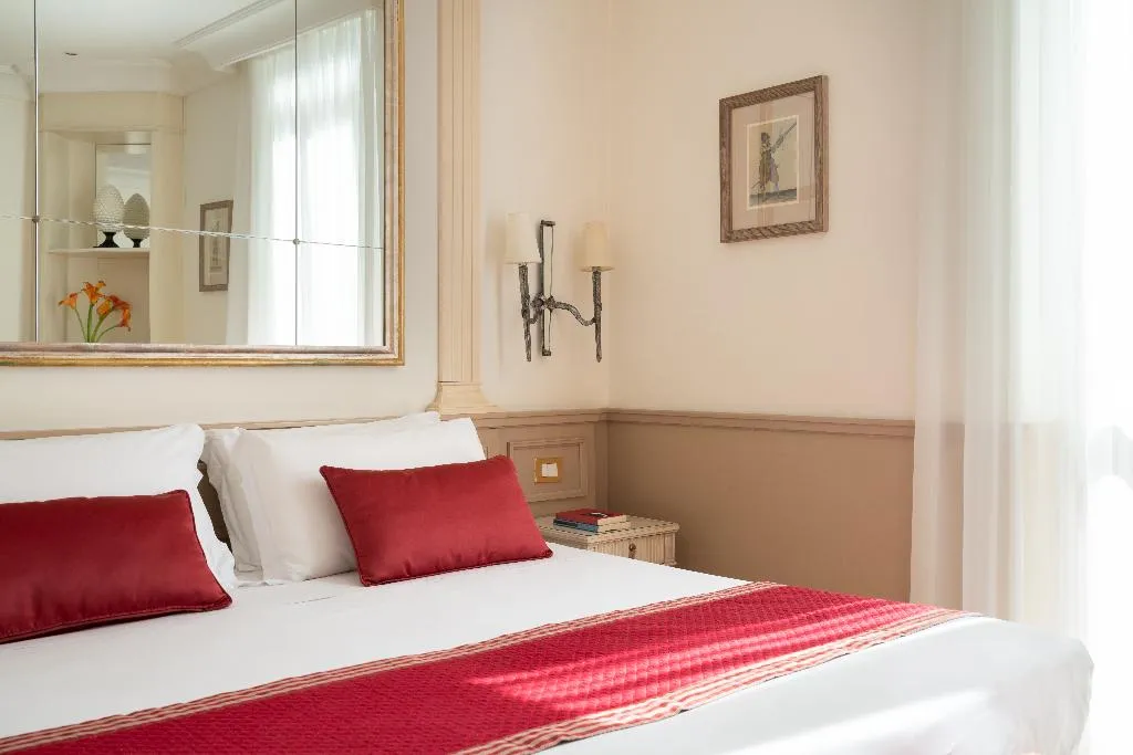 Room, Villa Glori, Rome