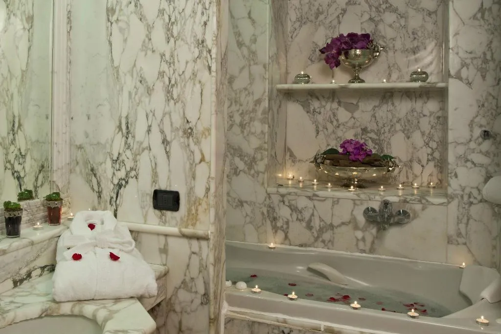 Room, Valadier, Rome