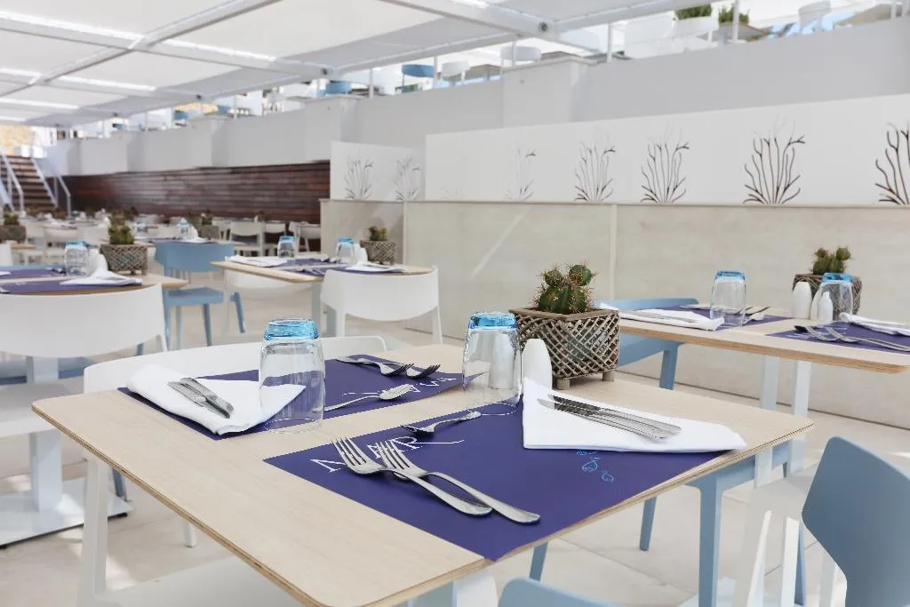 Restaurant, Iberostar Waves Bahía de Palma, Majorca