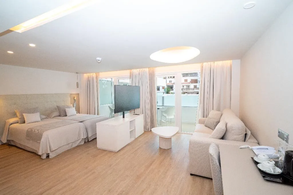 JUNIOR SUITE WITH BALCONY Room, Sahara Playa, Gran Canaria