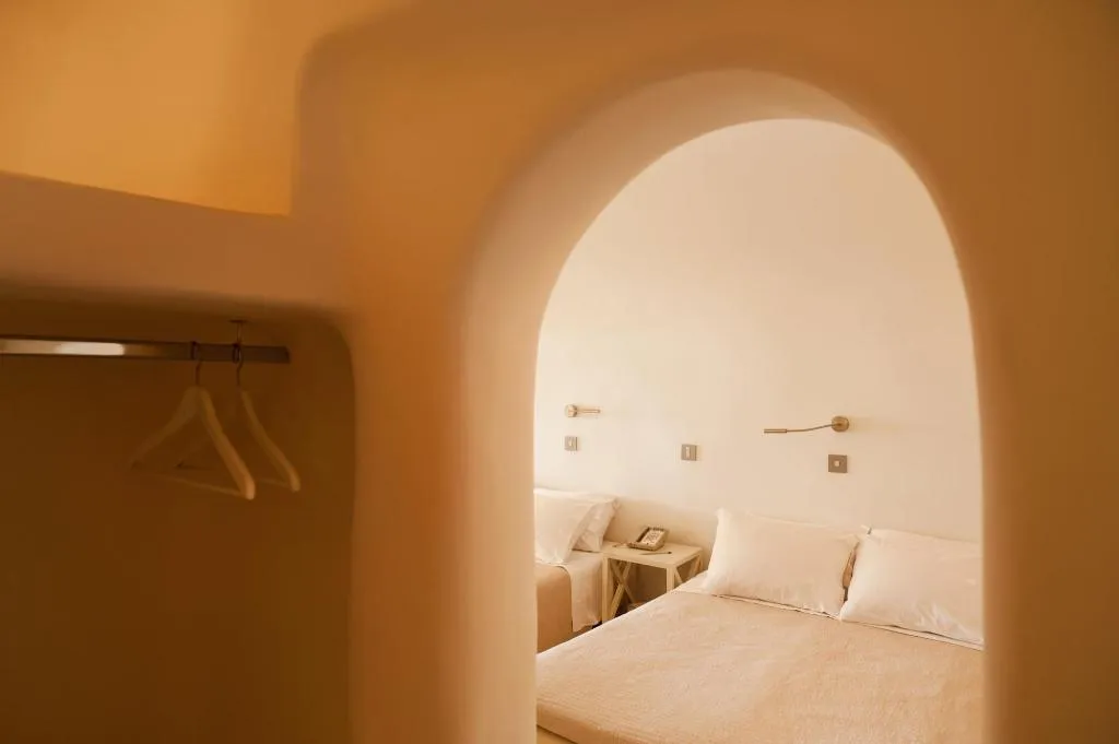 Room, Kapari Natural Resort - member of Unique Lodges Na, Santorini