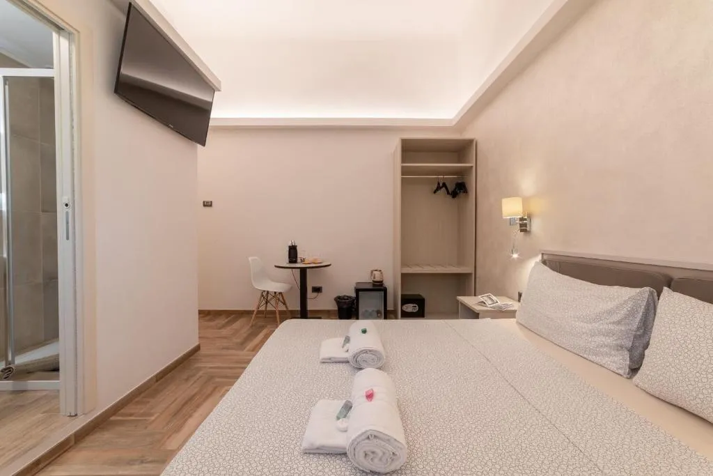 Room, B B Lorenzo De Medici, Florence