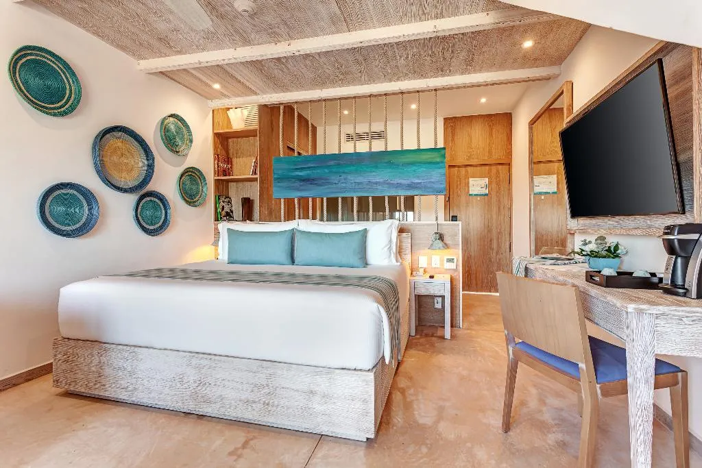JUNIOR SUITE DELUXE OCEAN VIEW Room, Mystique Holbox by Royalton, A Tribute Portfolio, Cancun Area