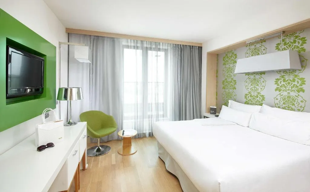 DOUBLE SUPERIOR Room, Occidental Praha Five, Prague