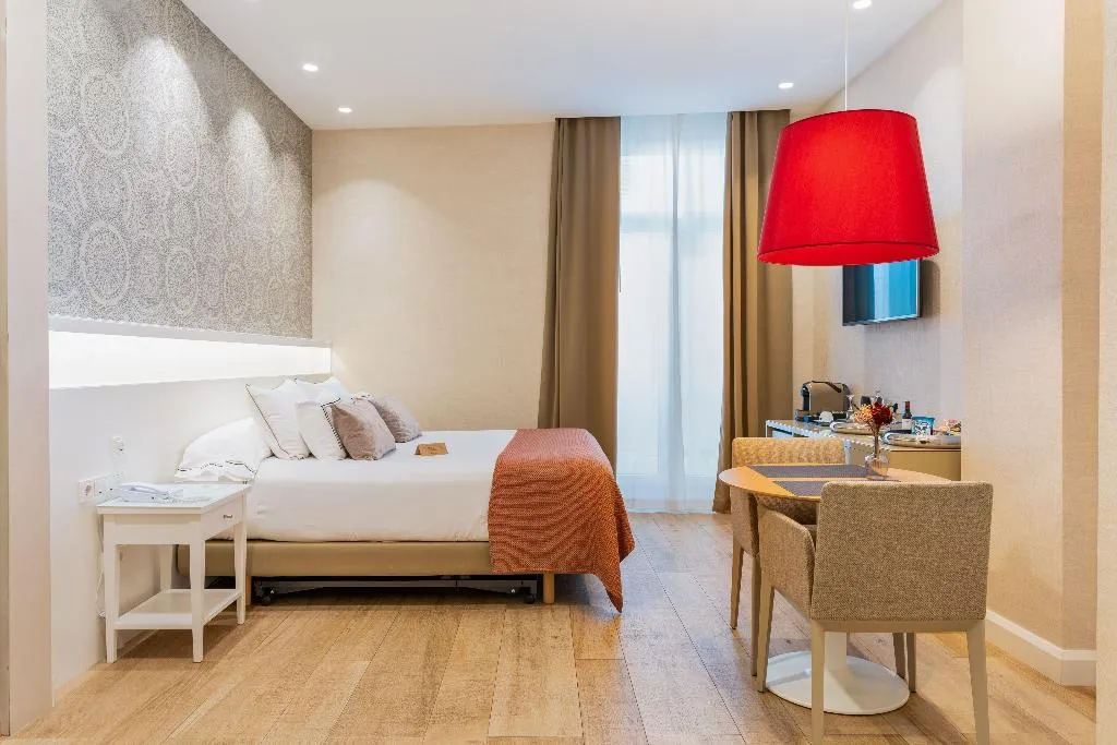 DOUBLE PREMIUM Room, Melia Plaza, Valencia