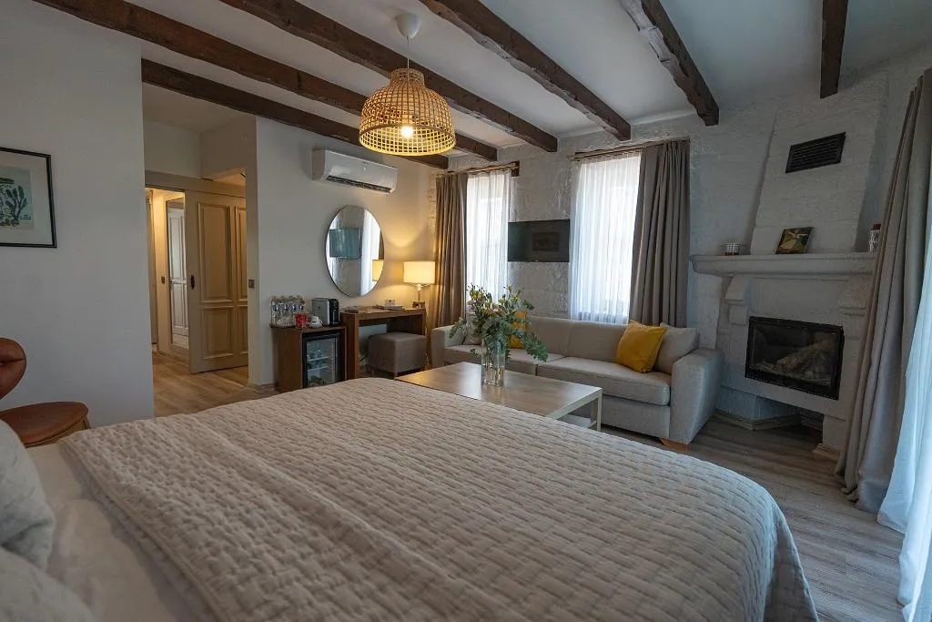 SUITE WITH TERRACE Room, Casa Luna Hotel Alacati, Izmir