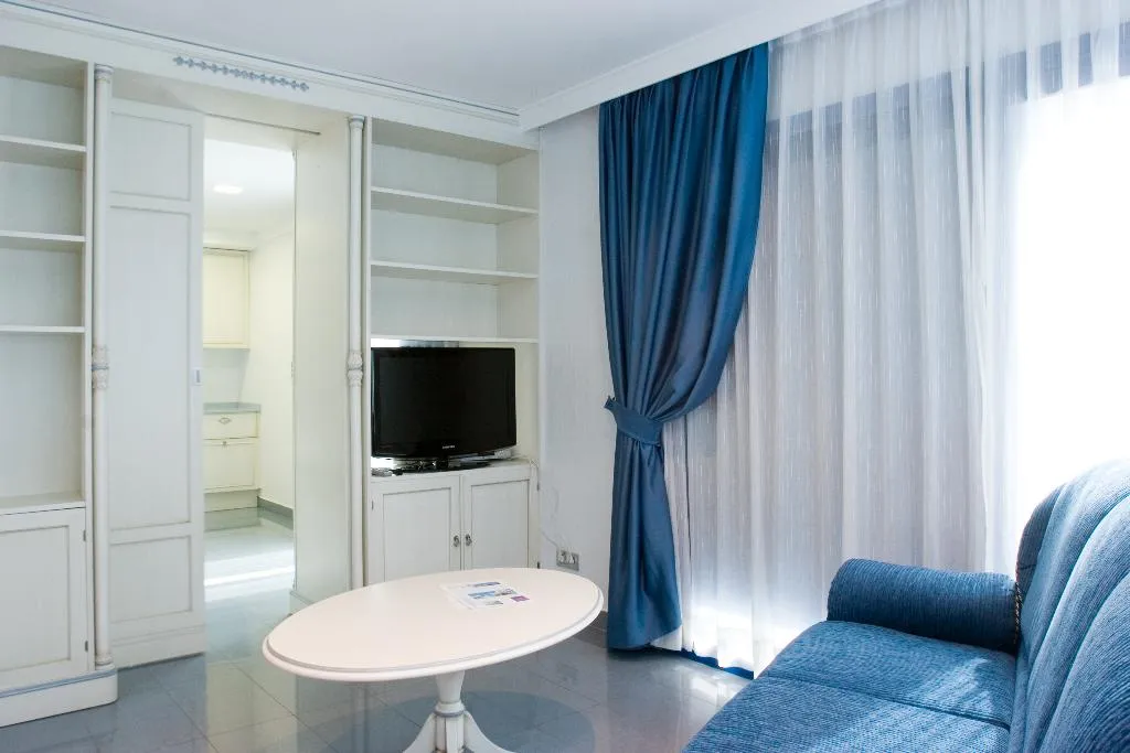 STUDIO SUPERIOR WITH TERRACE Room, Masd Mediterraneo, Barcelona