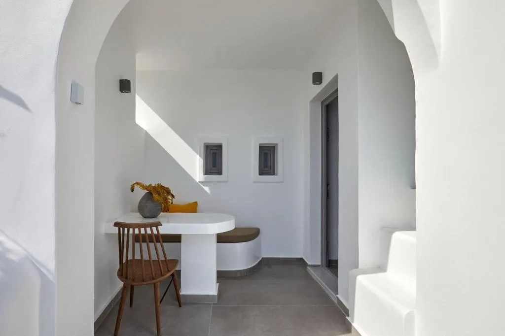 Room, Allure Breeze Suites, Santorini
