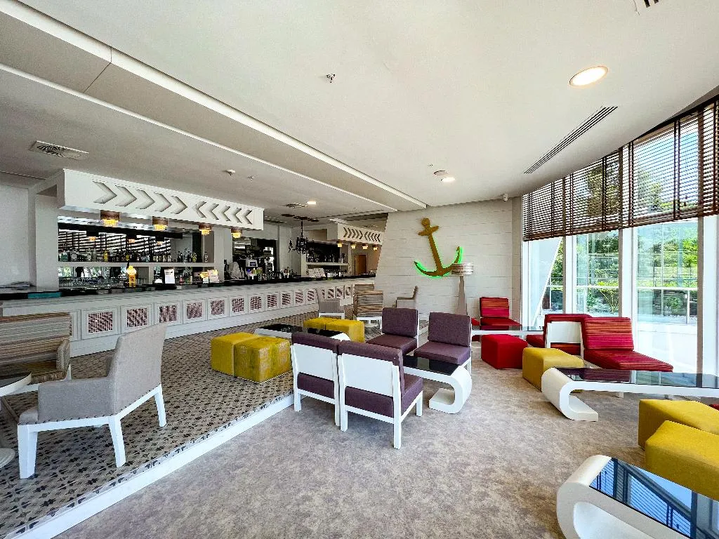 Bar, Catamaran Resort Hotel, Antalya