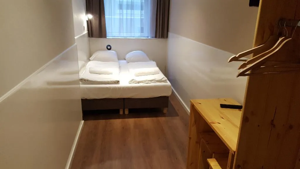 Double or Twin STANDARD Room, Hotel Old Quarter, Amsterdam