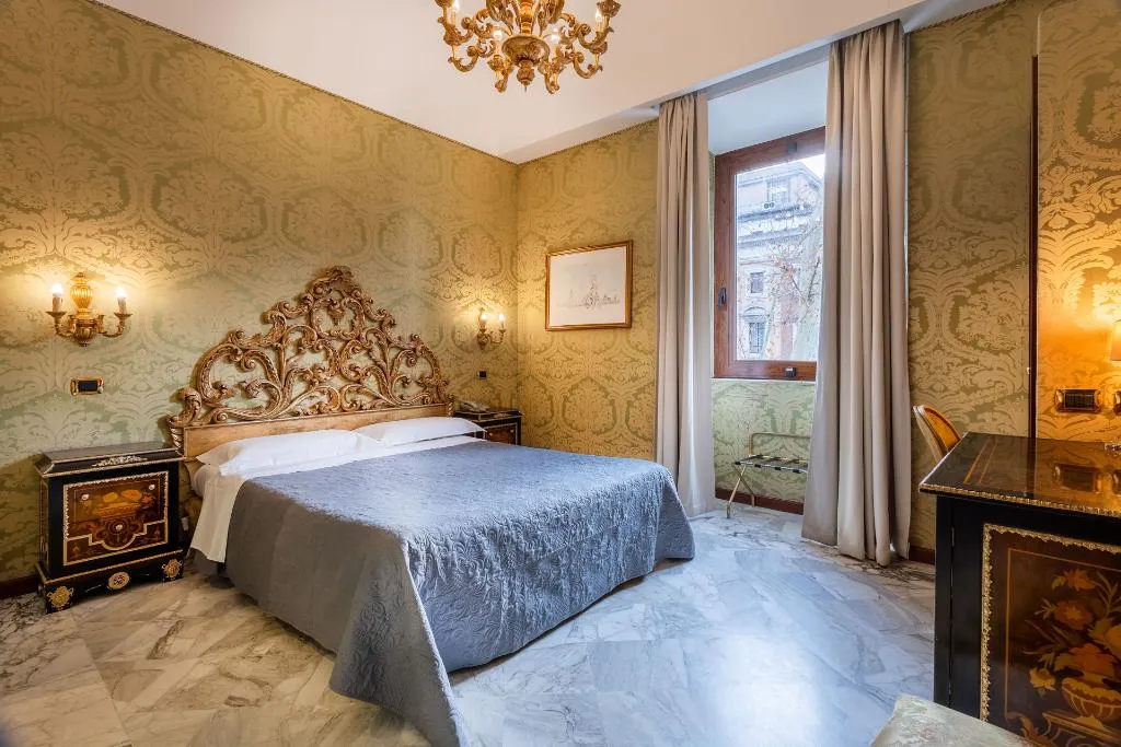 Double or Twin CLASSIC Room, Des Epoques Hotel, Rome
