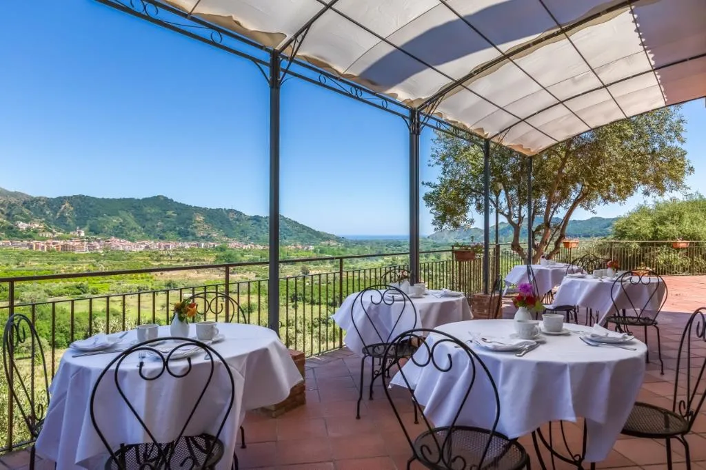 Lobby, Agriturismo Il Poggio Luxury Country Resort, Catania