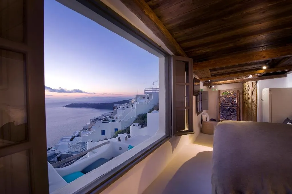 SUITE STANDARD Room, Sophia Luxury Suites, Santorini