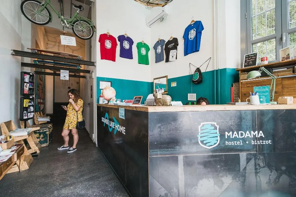 Lobby, Madama Hostel & Bistrot, Milan