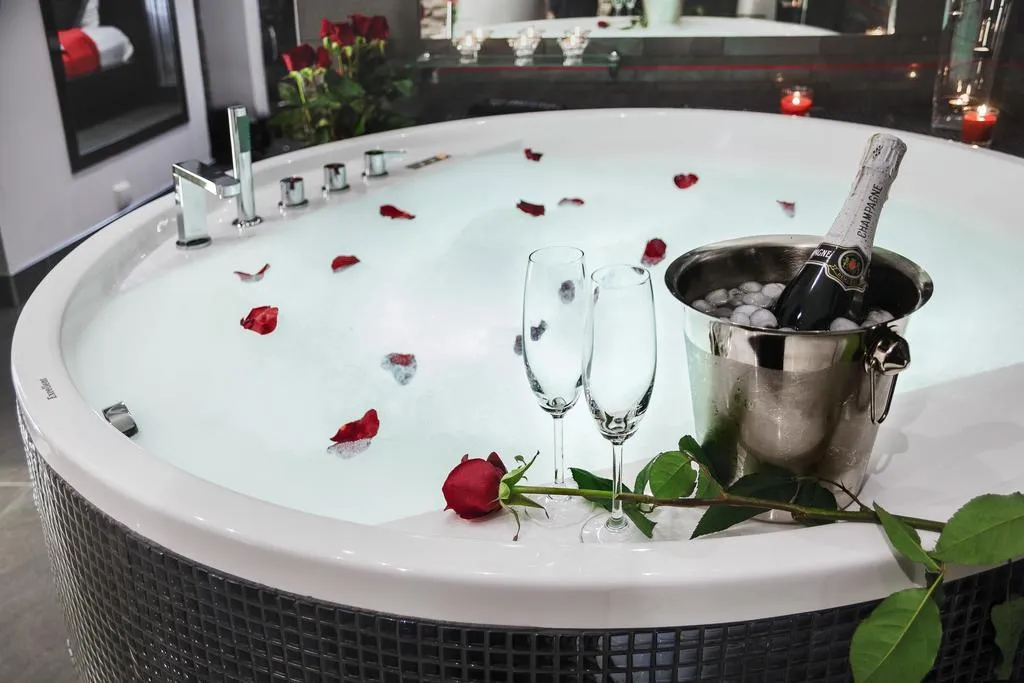 DOUBLE SUPERIOR Room, Komorowski Luxury Guest Rooms, Krakow