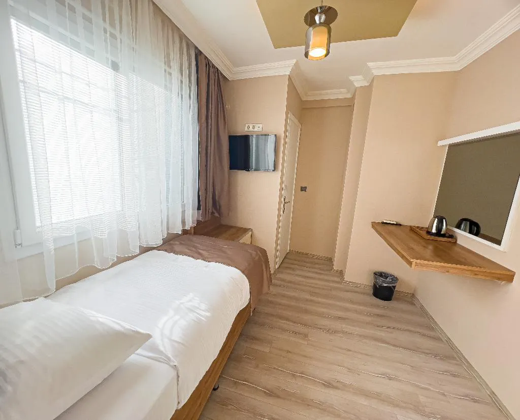 Room, Helen Inn Hotel, Izmir