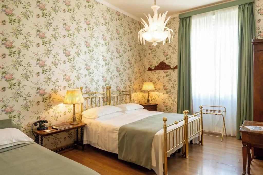 TRIPLE STANDARD Room, Pendini, Florence