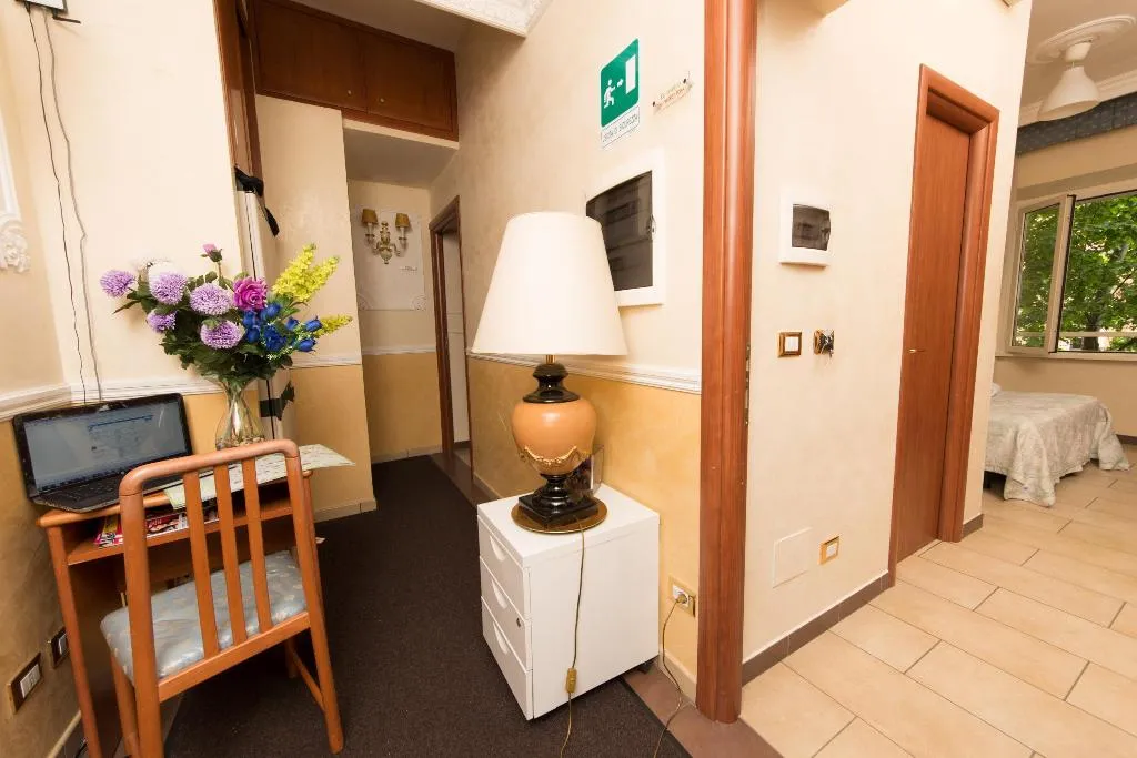 SINGLE STANDARD Room, Cesar Palace, Rome