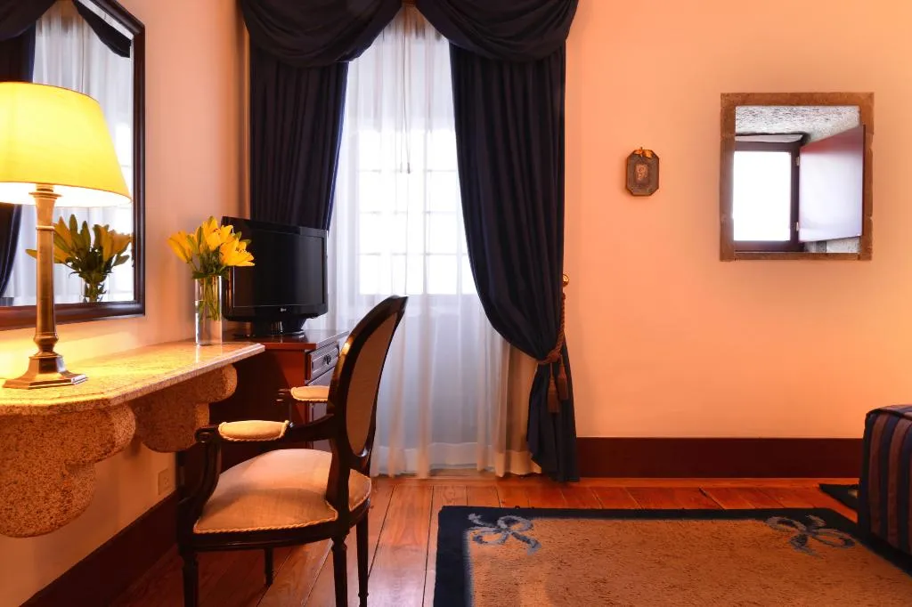 Double or Twin SUPERIOR Room, Pousada Mosteiro de Guimaraes - Monument Hotel, Porto