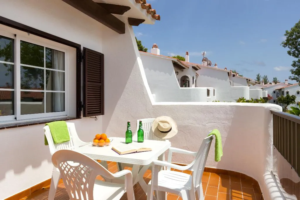 APARTMENT TWO BEDROOMS Room, Son Bou Playa Gold, Menorca