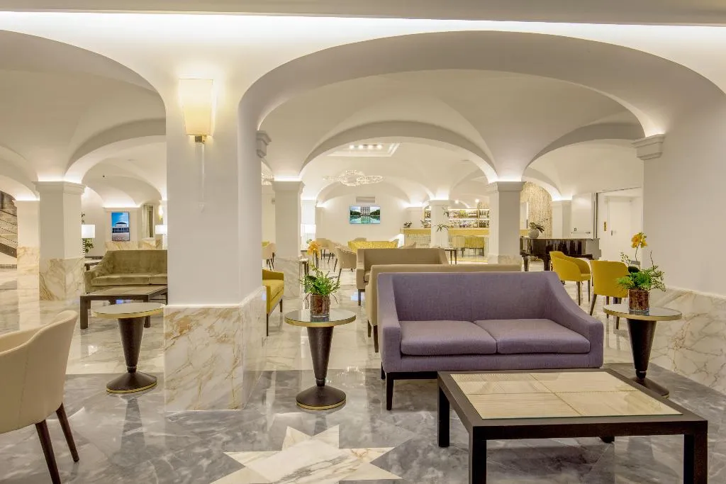 Bar, Shangri La Roma, Rome