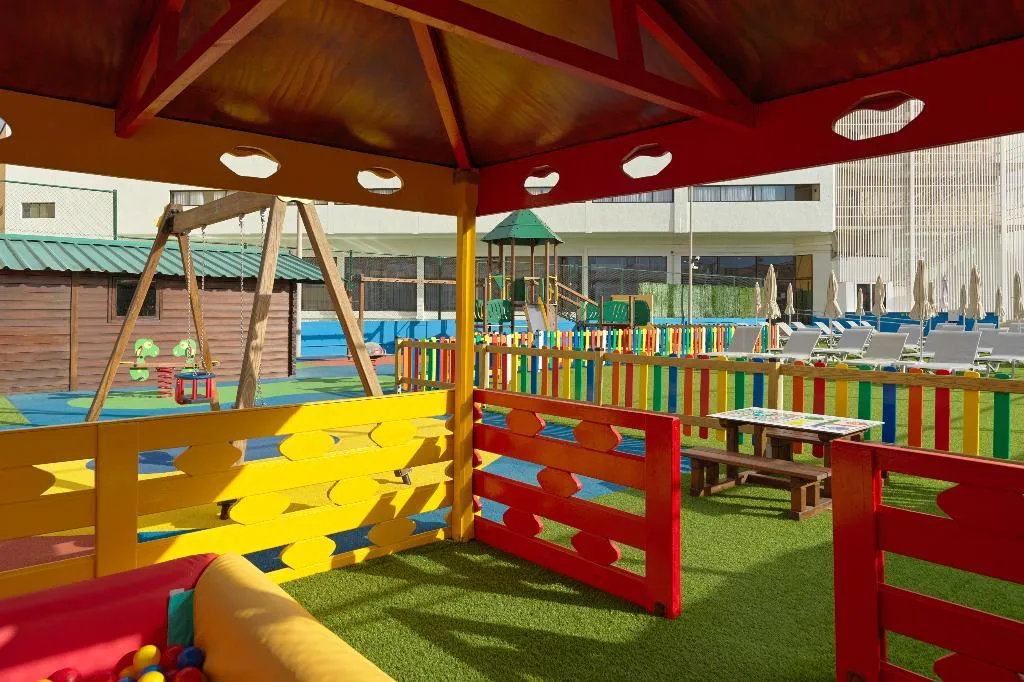Sports and Entertainment, H10 Conquistador, Tenerife
