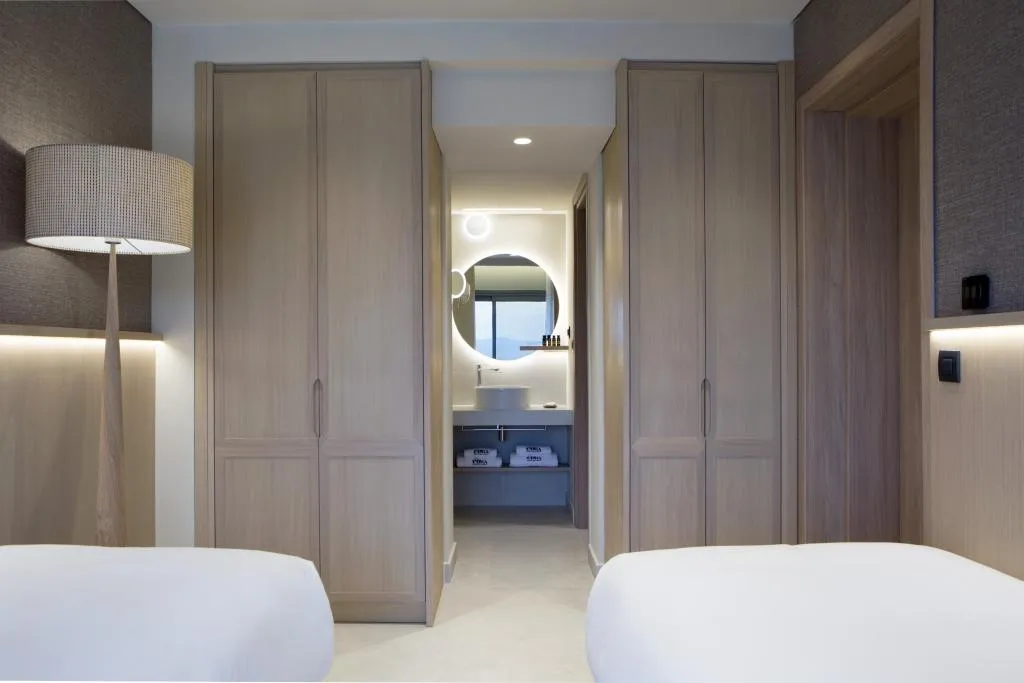 SUITE TWO BEDROOMS Room, MERAVIA Leonardo Limited Edition, Halkidiki