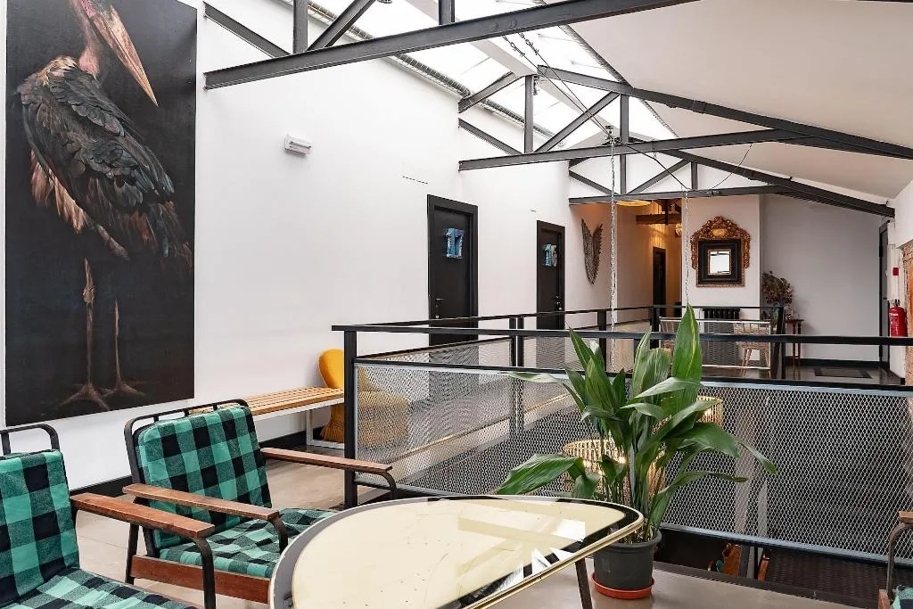 Lobby, Lanave, Madrid