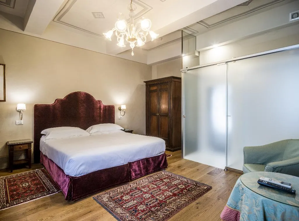 DOUBLE SUPERIOR Room, Palazzo Leopoldo Dimora Storica & Spa, Florence