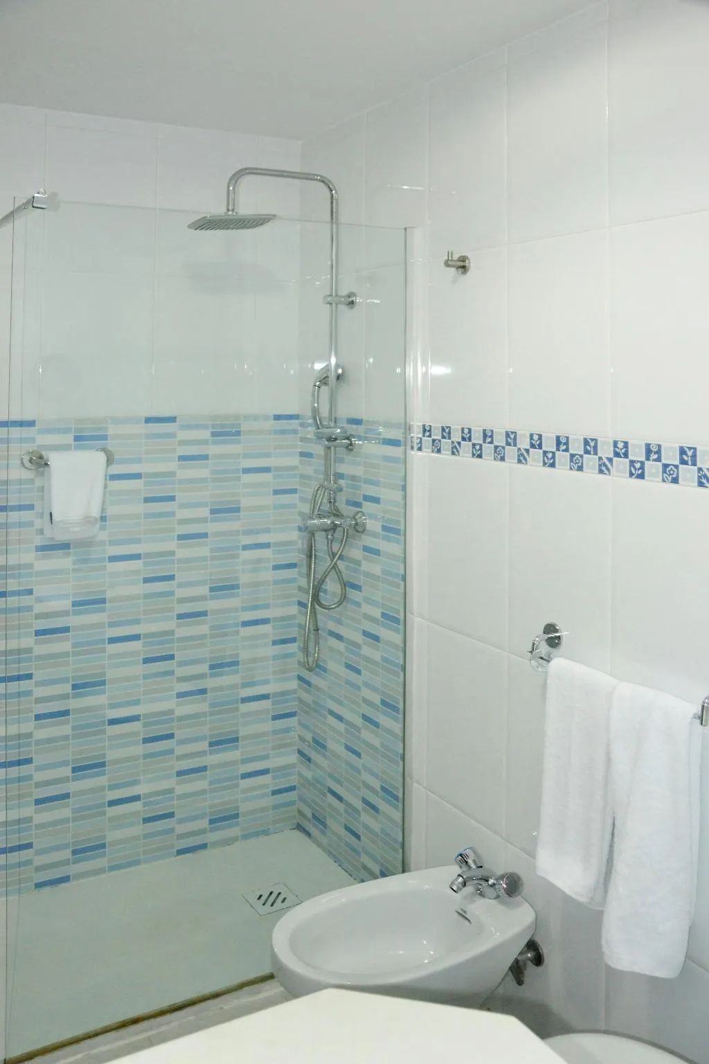 TRIPLE STANDARD Room, Sercotel Las Estrellas, Madrid