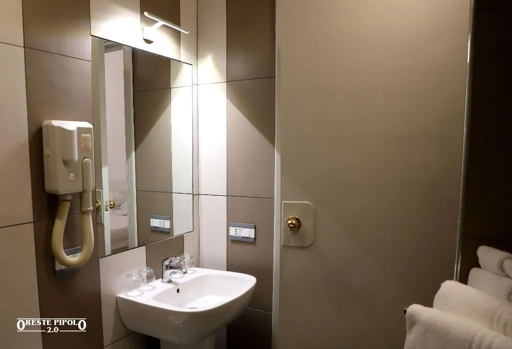 Room, Up Hotel, Naples