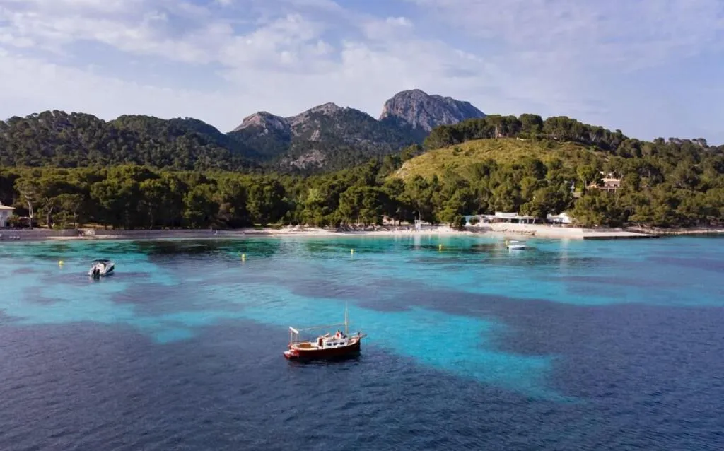 Sports and Entertainment, Finca Serena, Majorca