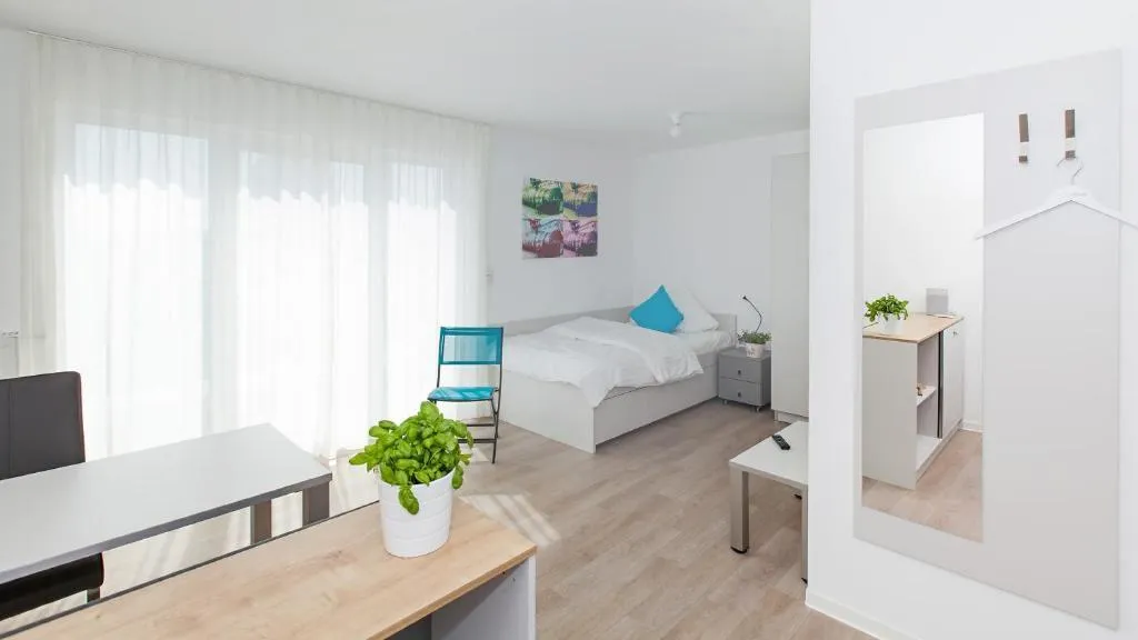 STUDIO WITH TERRACE Room, Spreepolis Boardinghaus, Berlin