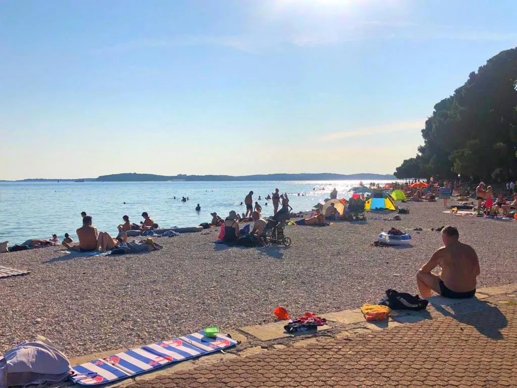 Beach, Apartments Manda, Istria