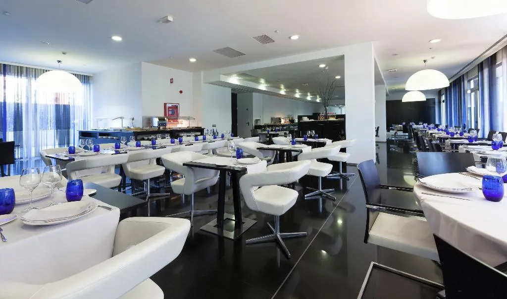 Restaurant, Axor Barajas, Madrid