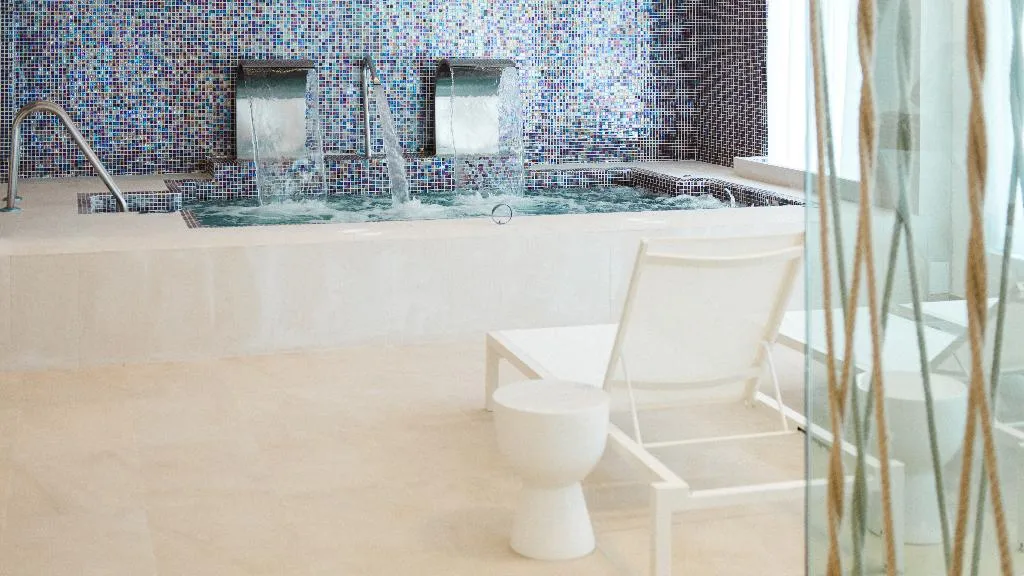 Sports and Entertainment, Hotel Honucai, Majorca
