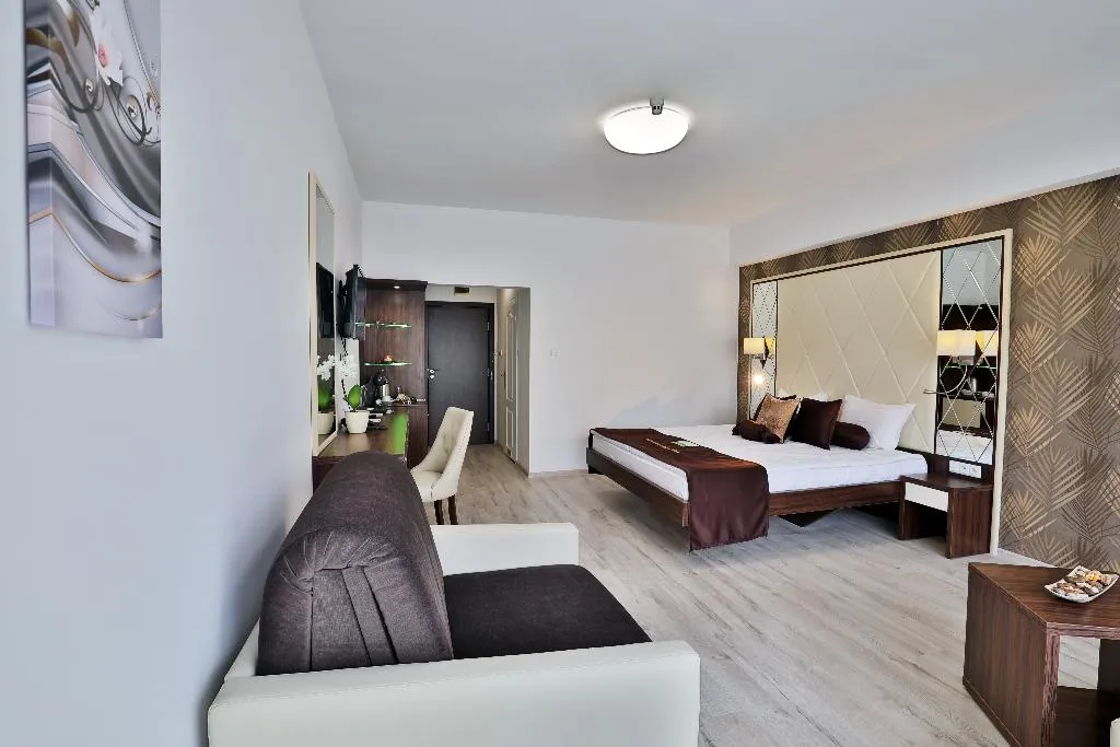 FAMILY ROOM DELUXE Room, Prestige Deluxe Hotel Aquapark Club, Varna