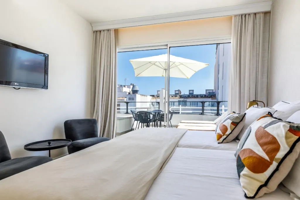 Double or Twin WITH BALCONY Room, Hoposa Daina, Majorca
