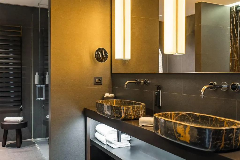 SUITE KING SIZE BED Room, Hotel Viu Milan, Milan