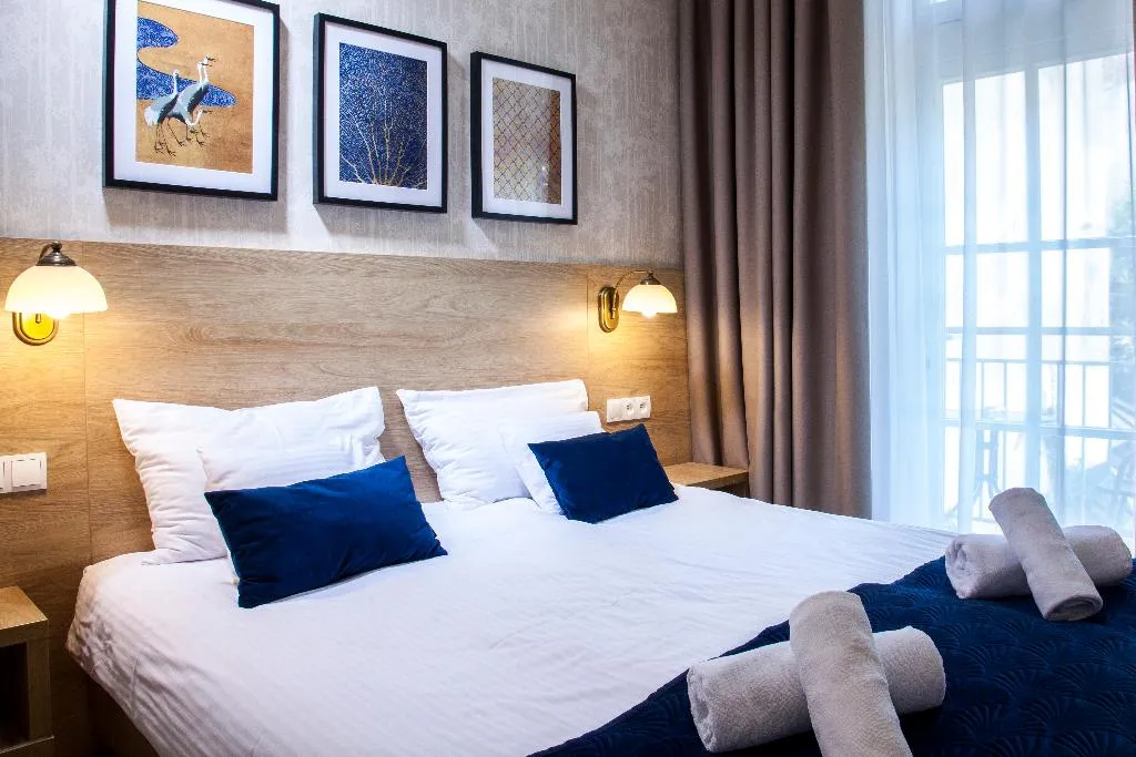 JUNIOR SUITE ONE BEDROOM ONE BATHROOM Room, Portal House Apartments, Krakow