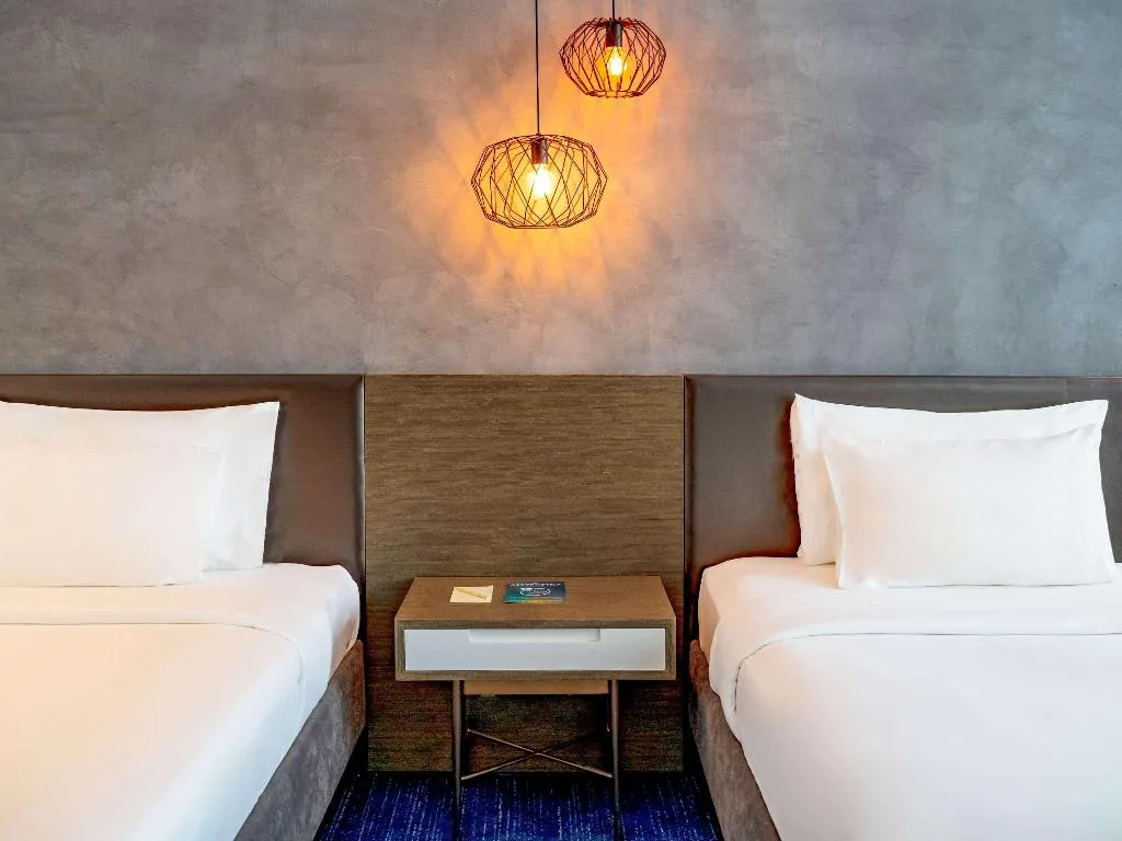 TWIN SUPERIOR CITY VIEW Room, Pullman Sharjah, Dubai